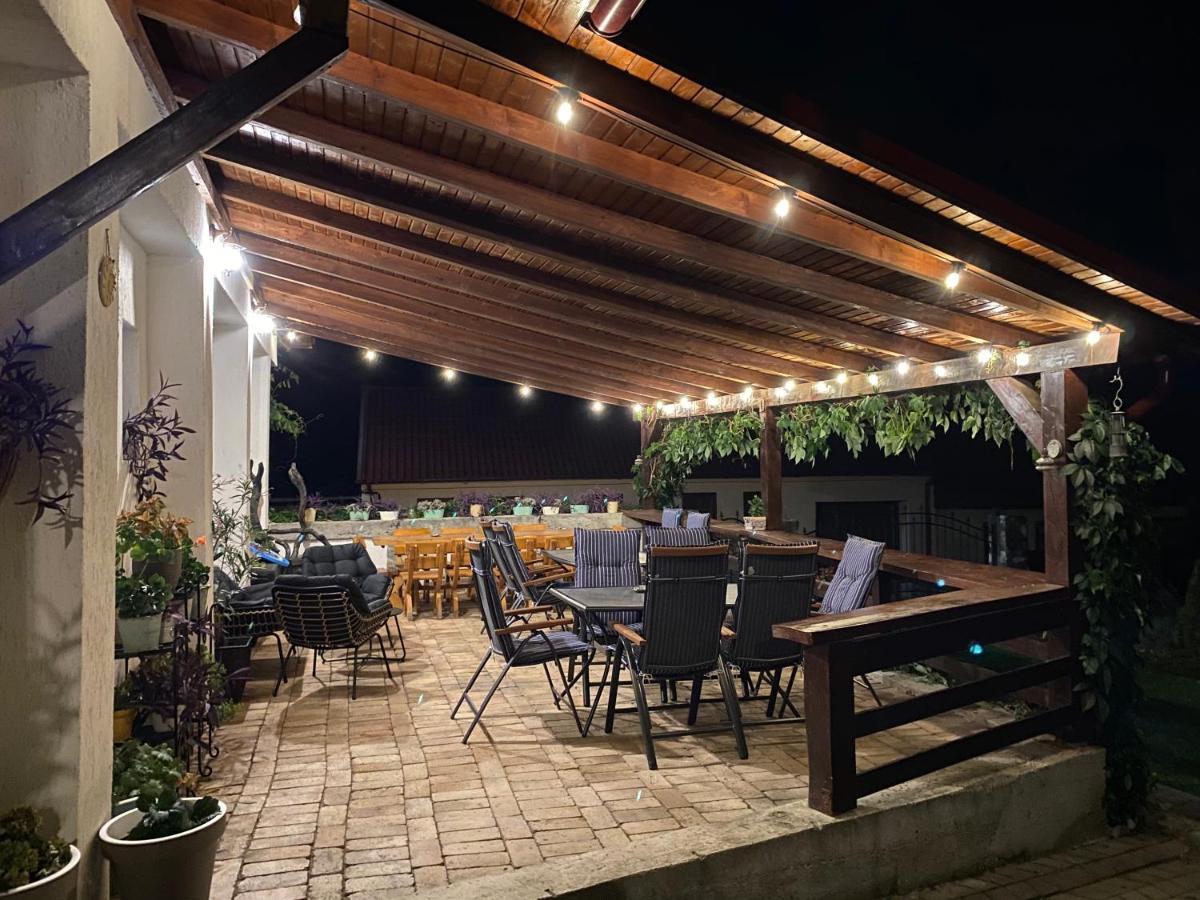 Casa De Vacanta Potoc Esterno foto
