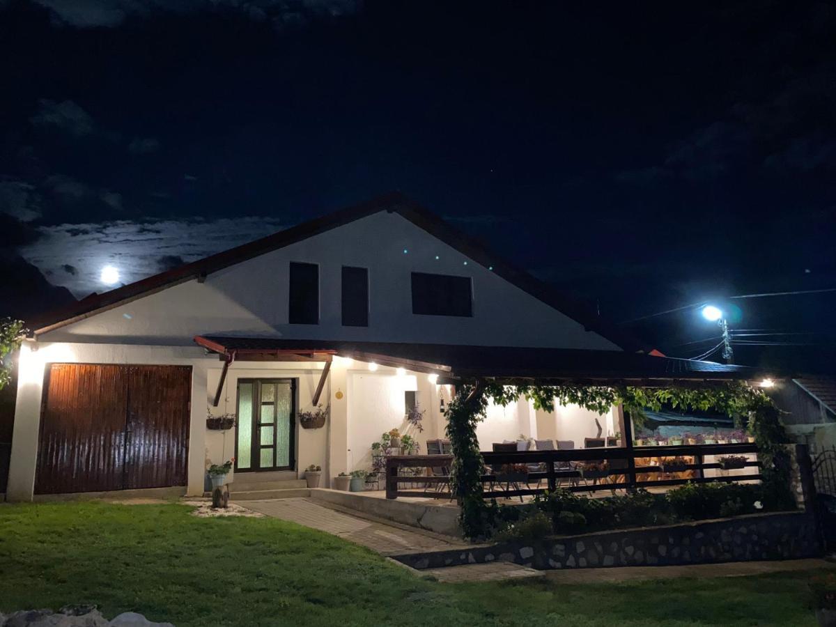 Casa De Vacanta Potoc Esterno foto