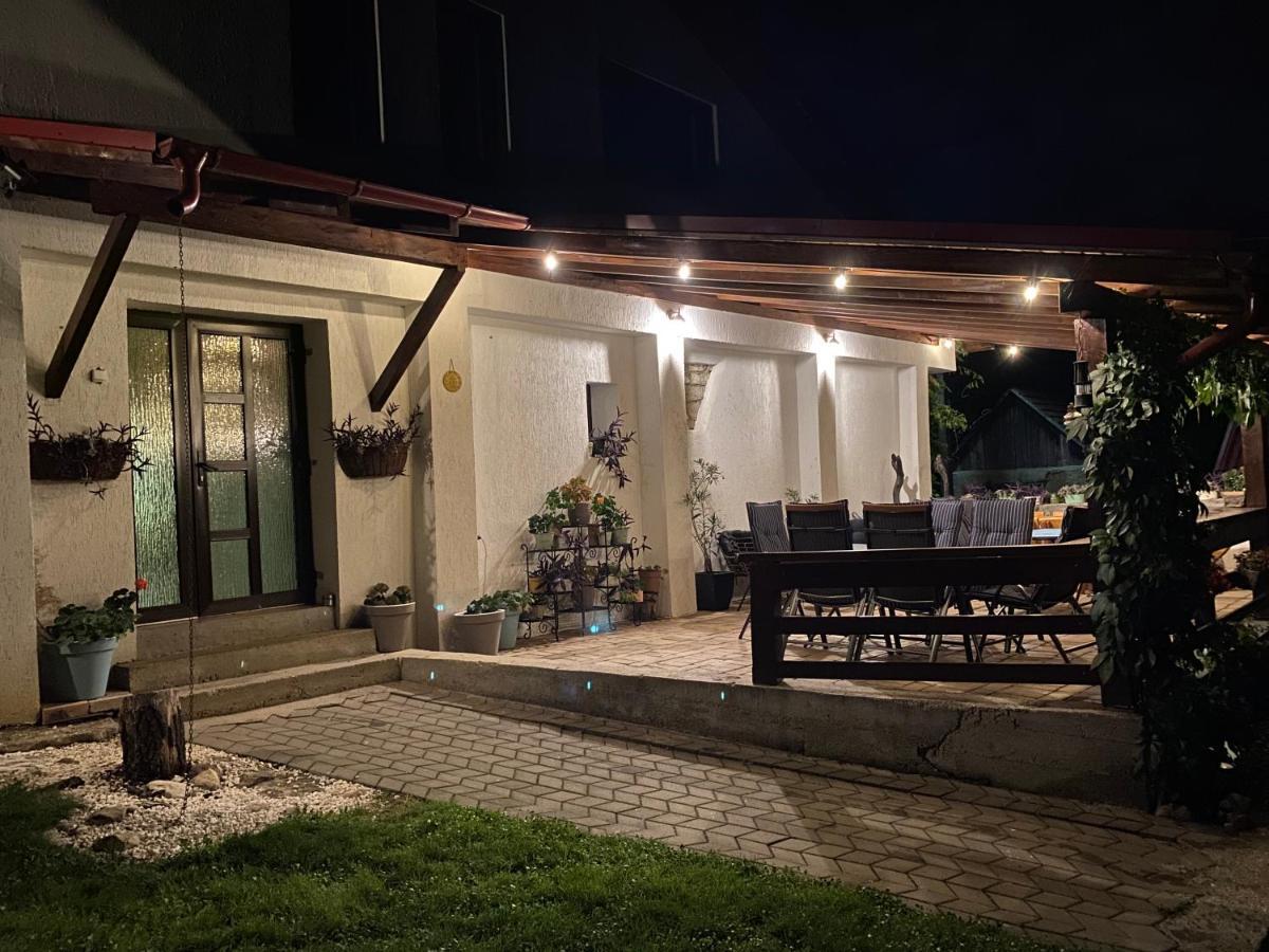 Casa De Vacanta Potoc Esterno foto